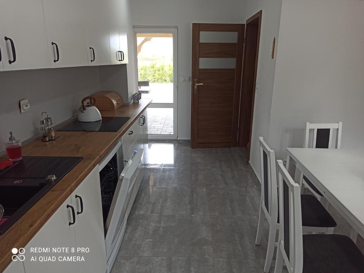 Apartameny Wiktoria I Nikola W Karwiku Apartment Pisz Luaran gambar