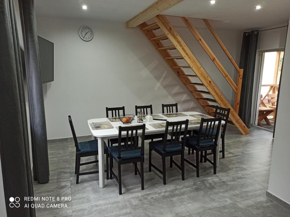 Apartameny Wiktoria I Nikola W Karwiku Apartment Pisz Luaran gambar